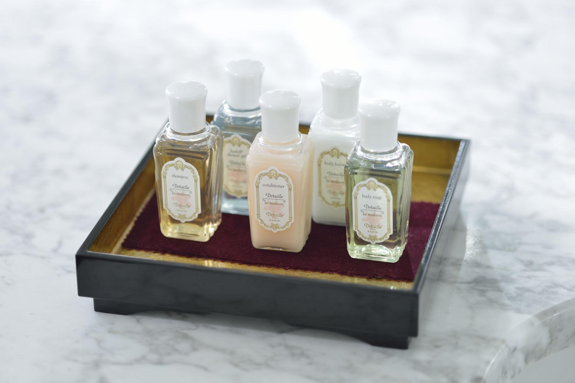 Hotel Granvia Kyōto Exterior foto A selection of toiletries